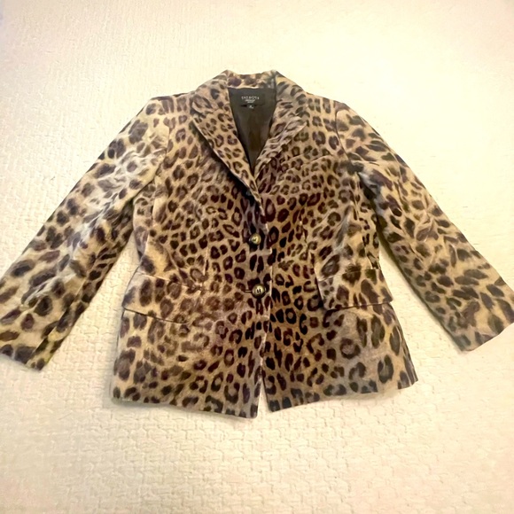 Talbots Leopard print jacket with 3/4 sleeves. - Picture 1 of 5